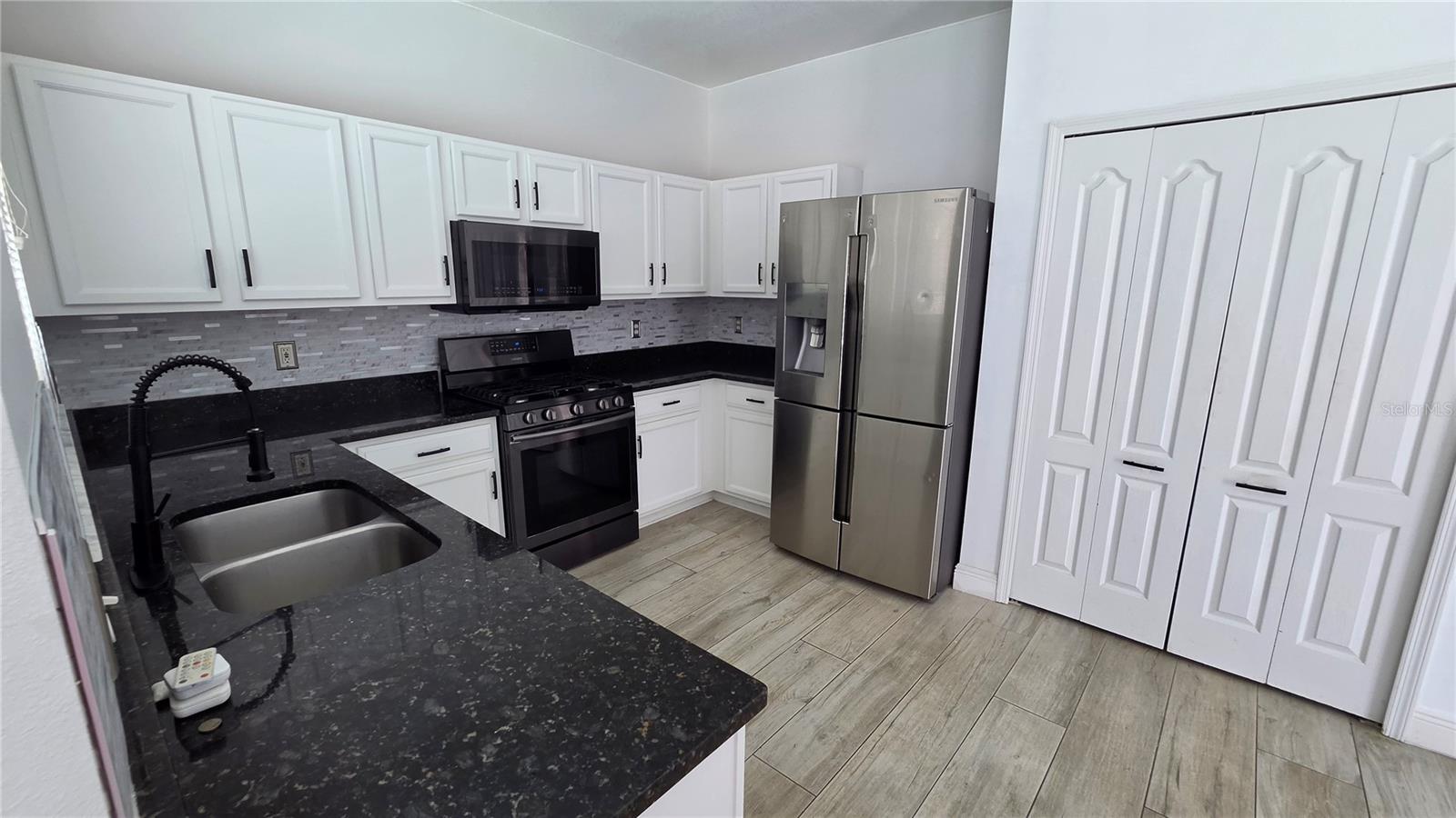 10422 GLEN WILLOW LN, TAMPA, FL, 33647