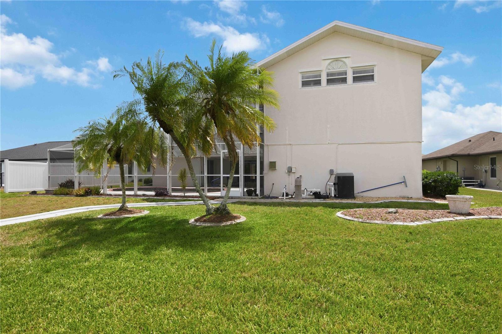 63 CLUBHOUSE RD, ROTONDA WEST, FL, 33947