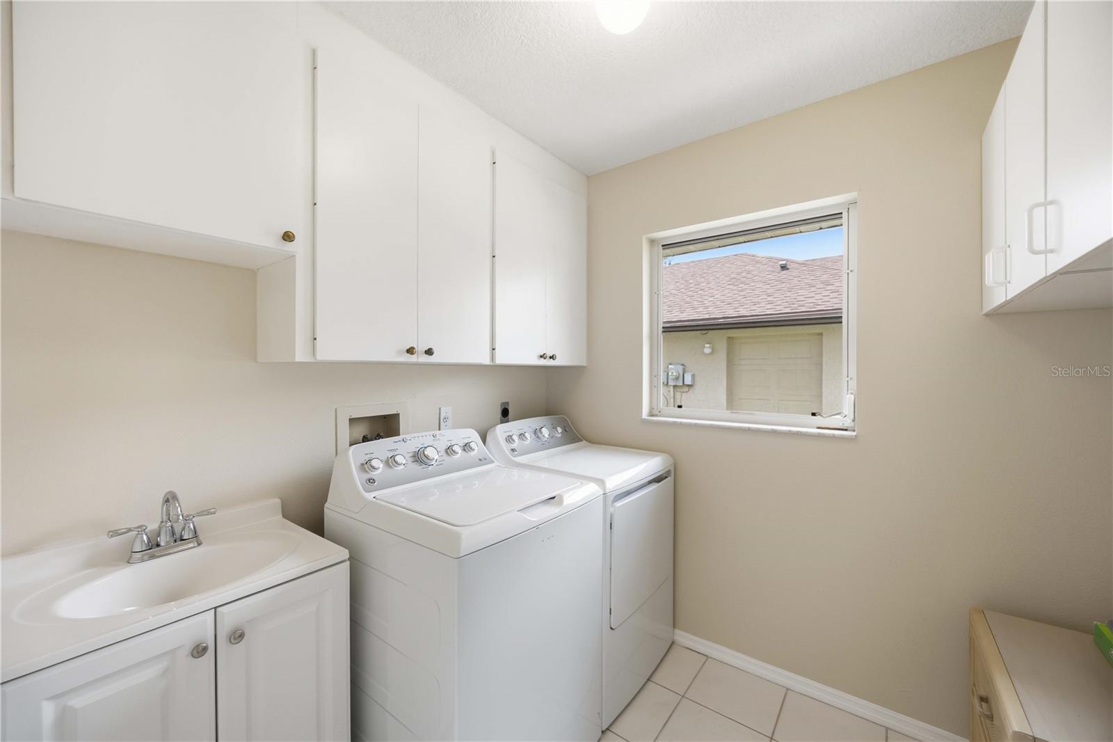 63 CLUBHOUSE RD, ROTONDA WEST, FL, 33947