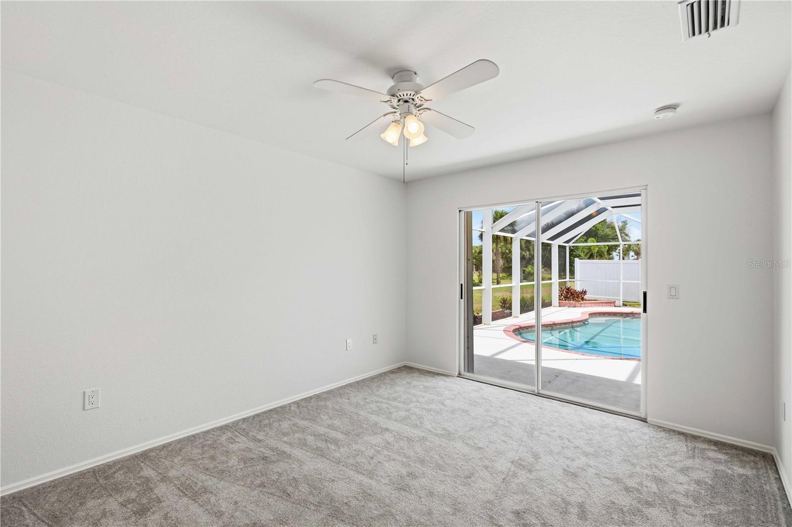 63 CLUBHOUSE RD, ROTONDA WEST, FL, 33947