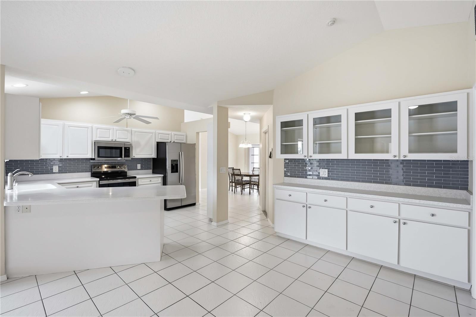 63 CLUBHOUSE RD, ROTONDA WEST, FL, 33947