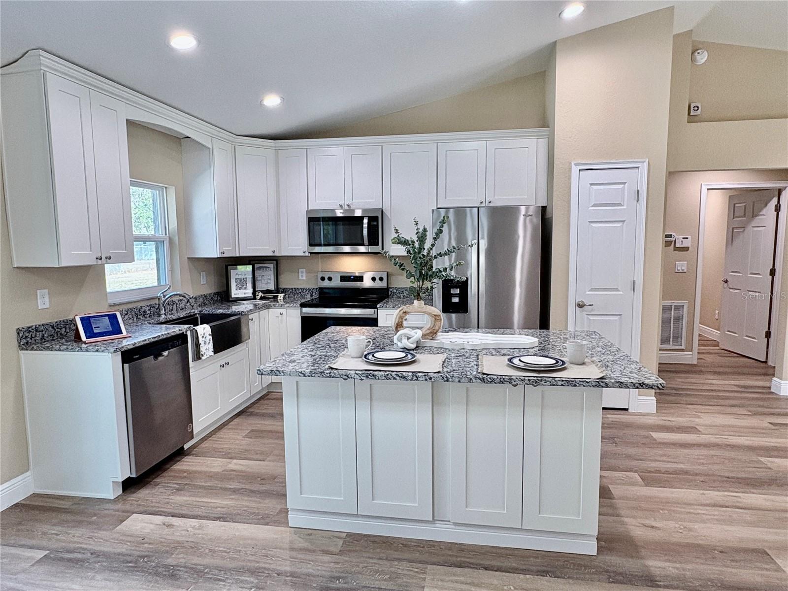 9323 SE HIGHWAY 42, SUMMERFIELD, FL, 34491