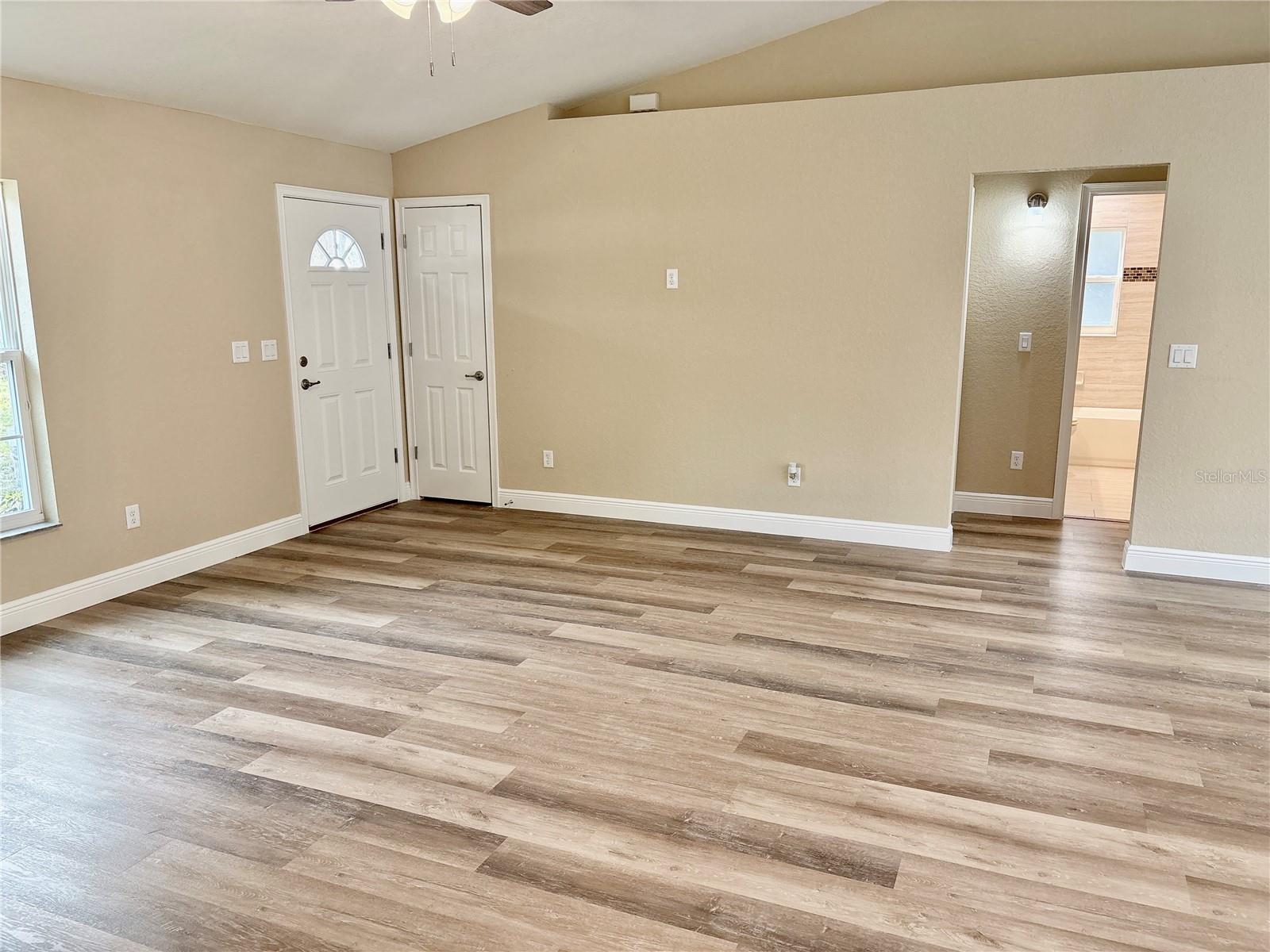9323 SE HIGHWAY 42, SUMMERFIELD, FL, 34491