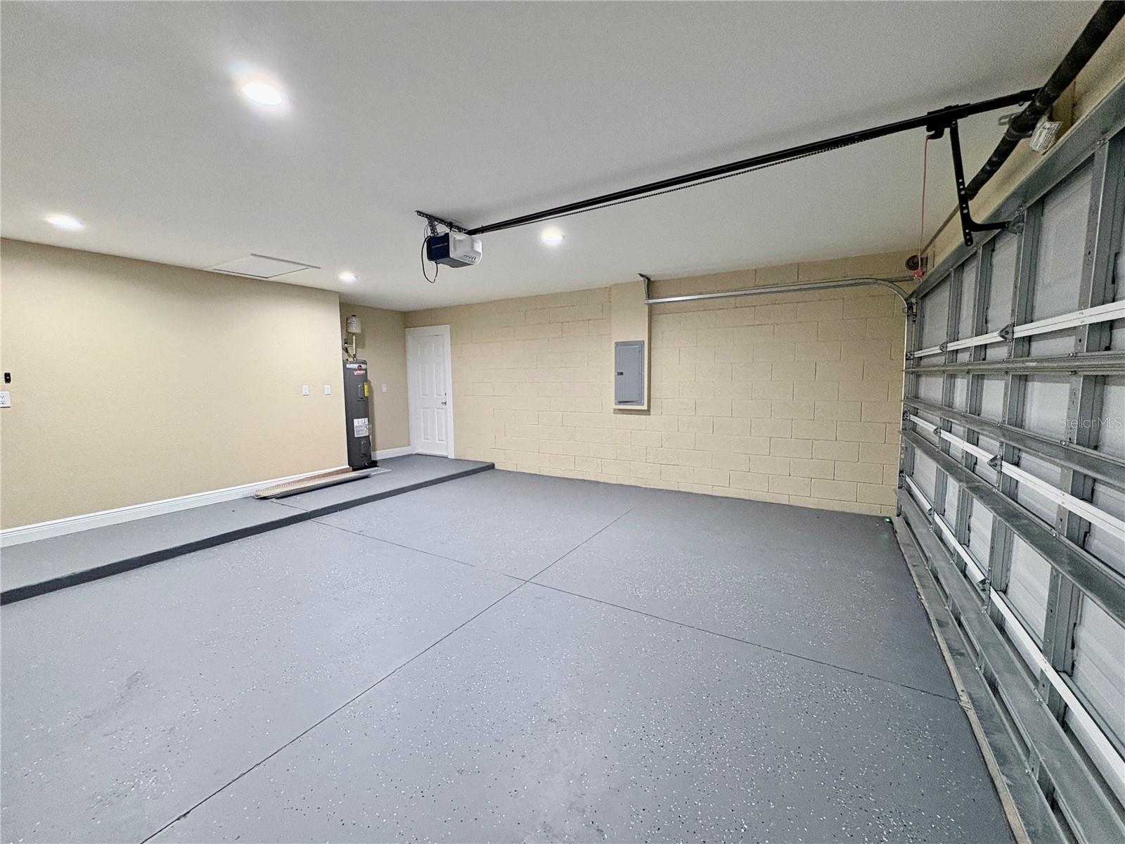 9323 SE HIGHWAY 42, SUMMERFIELD, FL, 34491