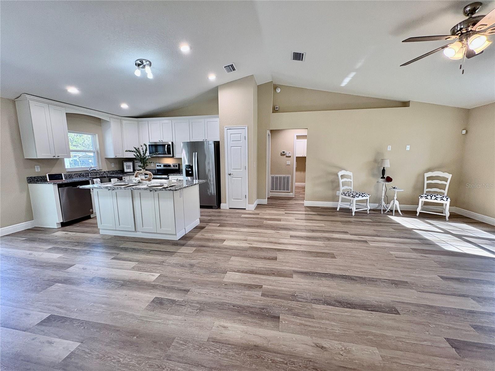 9323 SE HIGHWAY 42, SUMMERFIELD, FL, 34491