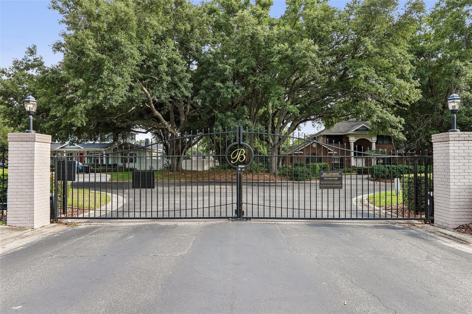 1012 MORFIELD LN, BRANDON, FL, 33511