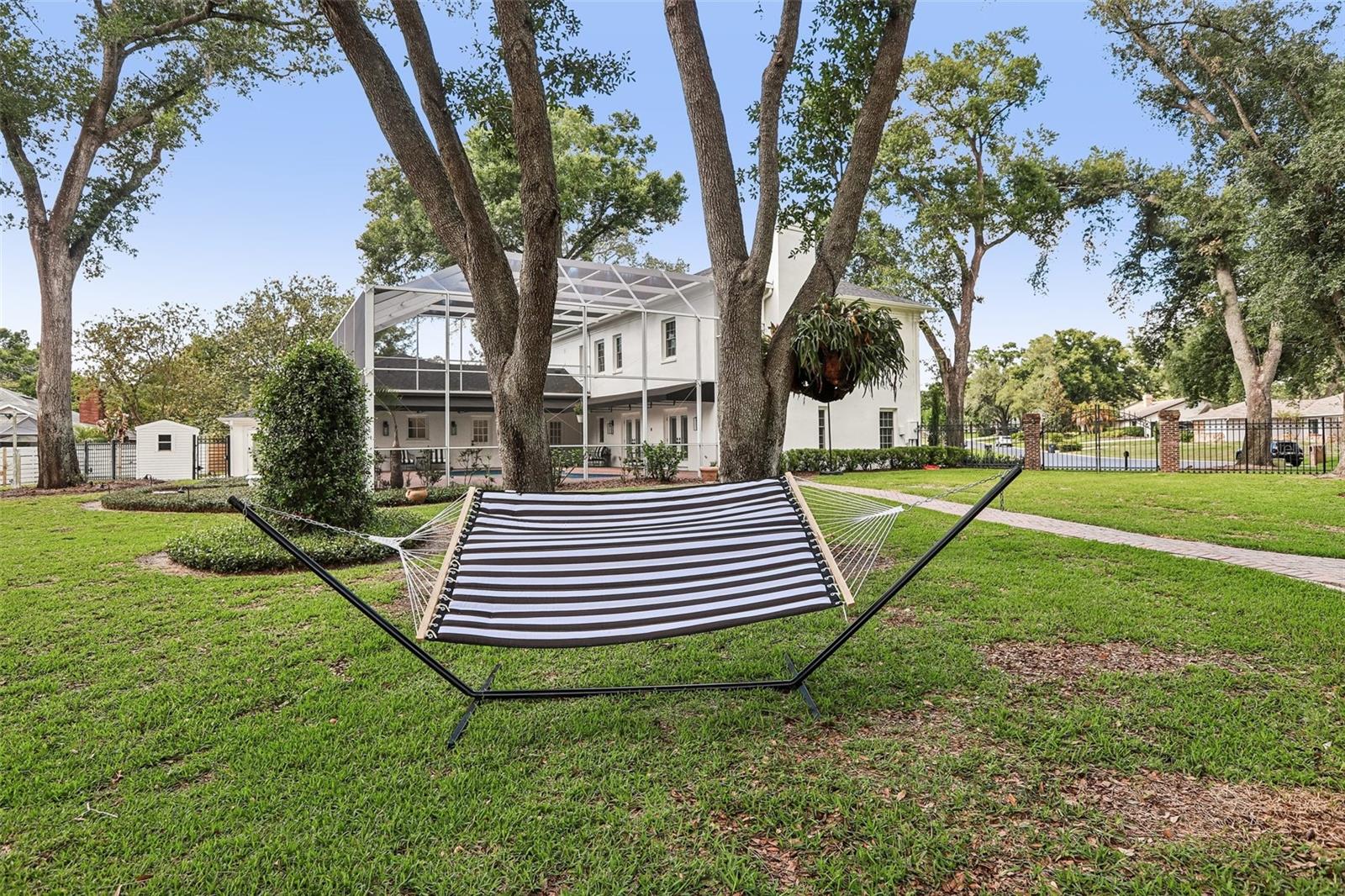 1012 MORFIELD LN, BRANDON, FL, 33511
