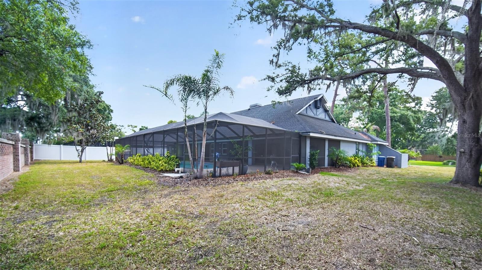 144 BARRINGTON DR, BRANDON, FL, 33511