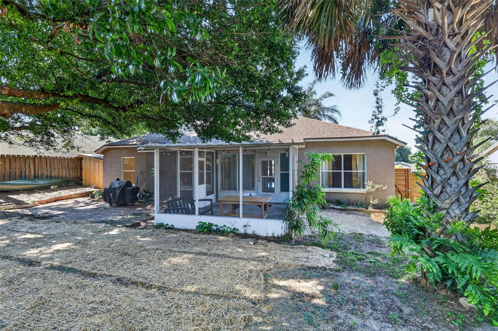 131 MADRONA DR, EUSTIS, FL, 32726