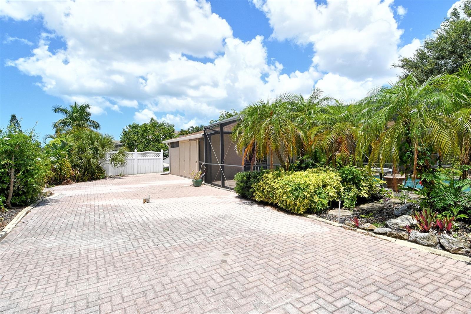 3140 ESPANOLA DR, SARASOTA, FL, 34239