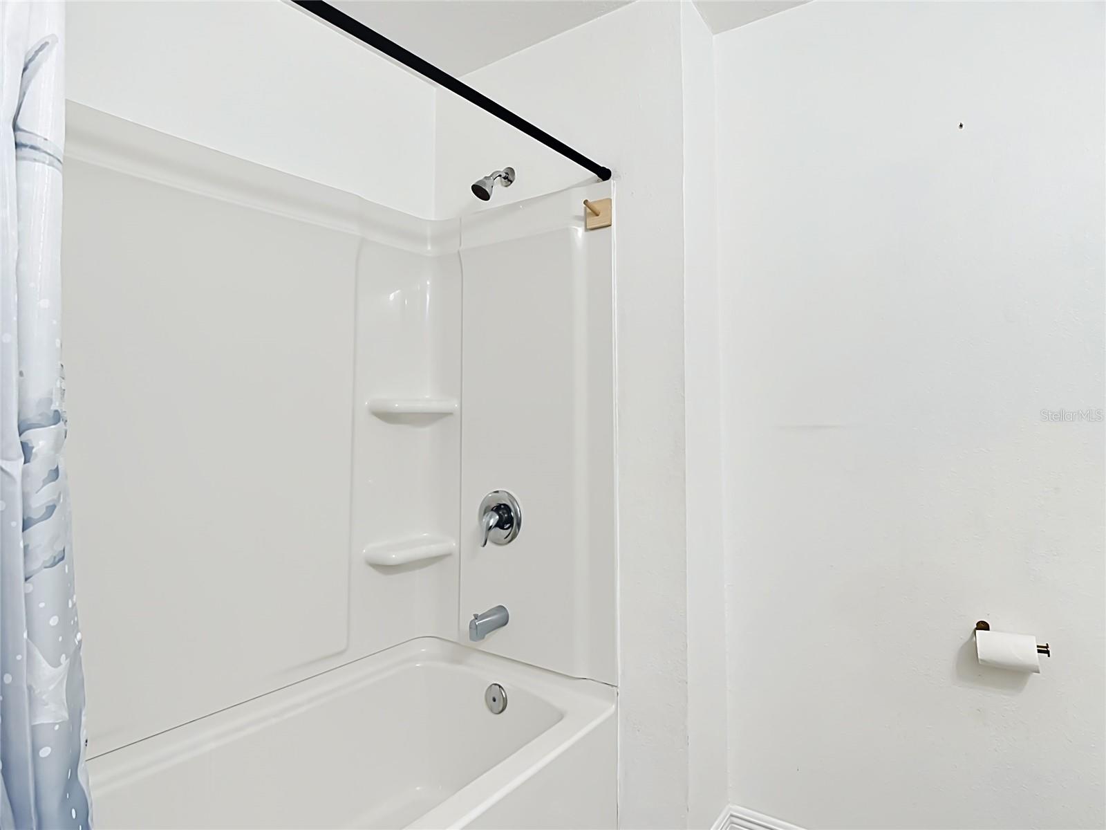 3040 LAKES CREST AVE, ST CLOUD, FL, 34772