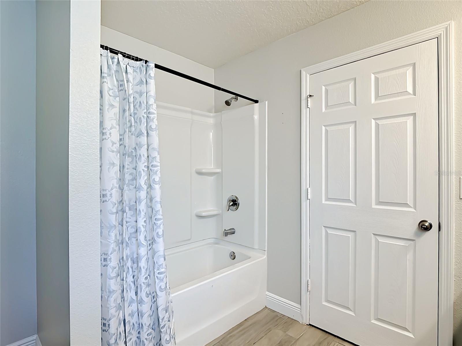 3040 LAKES CREST AVE, ST CLOUD, FL, 34772