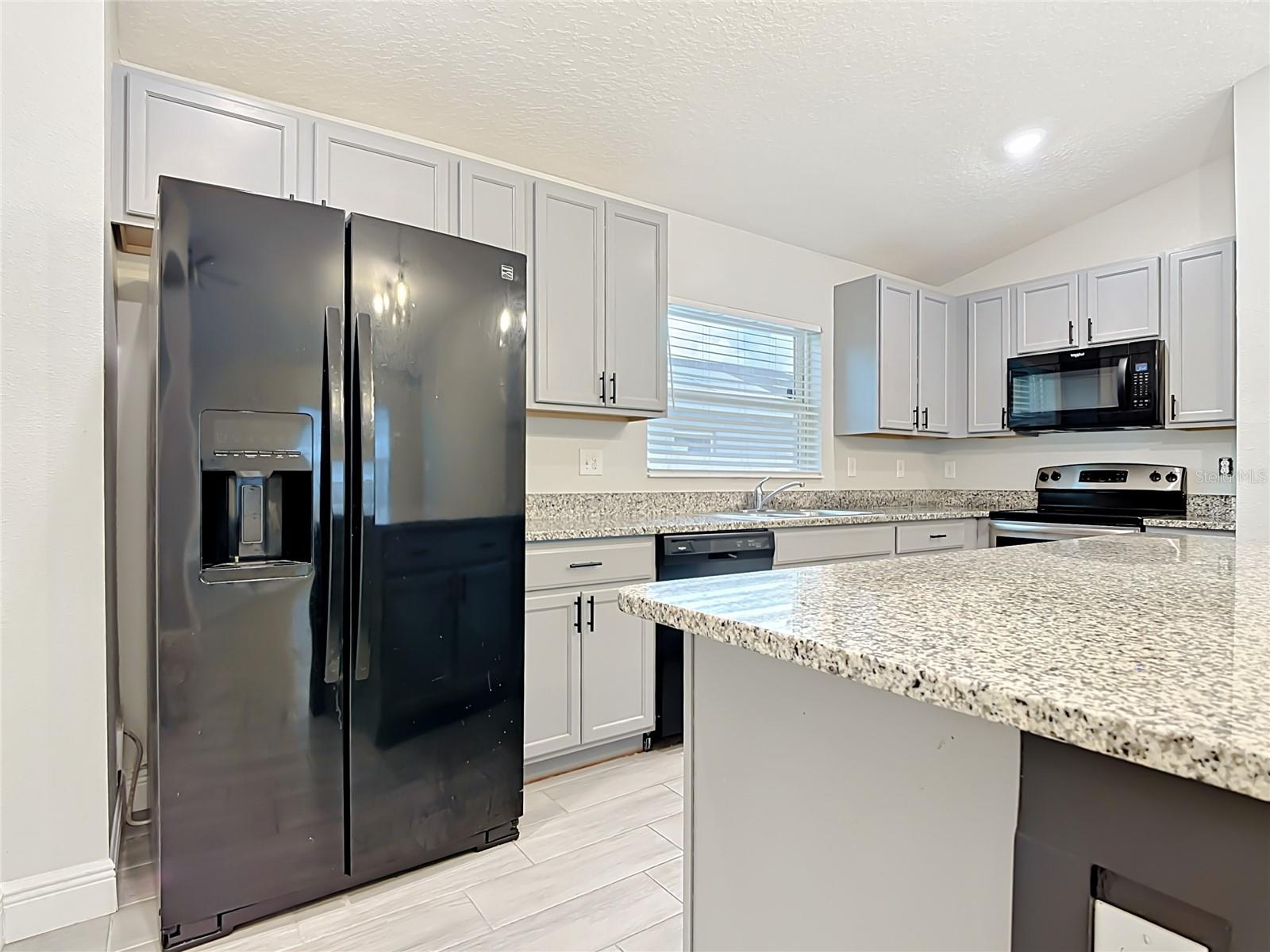 3040 LAKES CREST AVE, ST CLOUD, FL, 34772