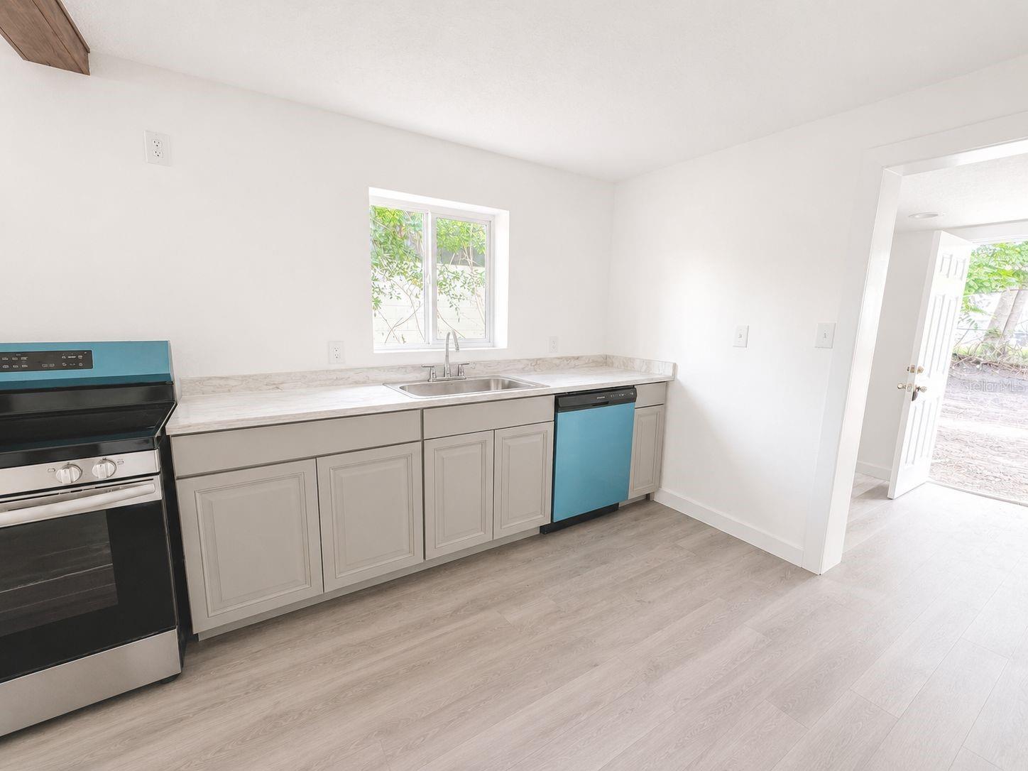 4231 RALEIGH ST, ORLANDO, FL, 32811