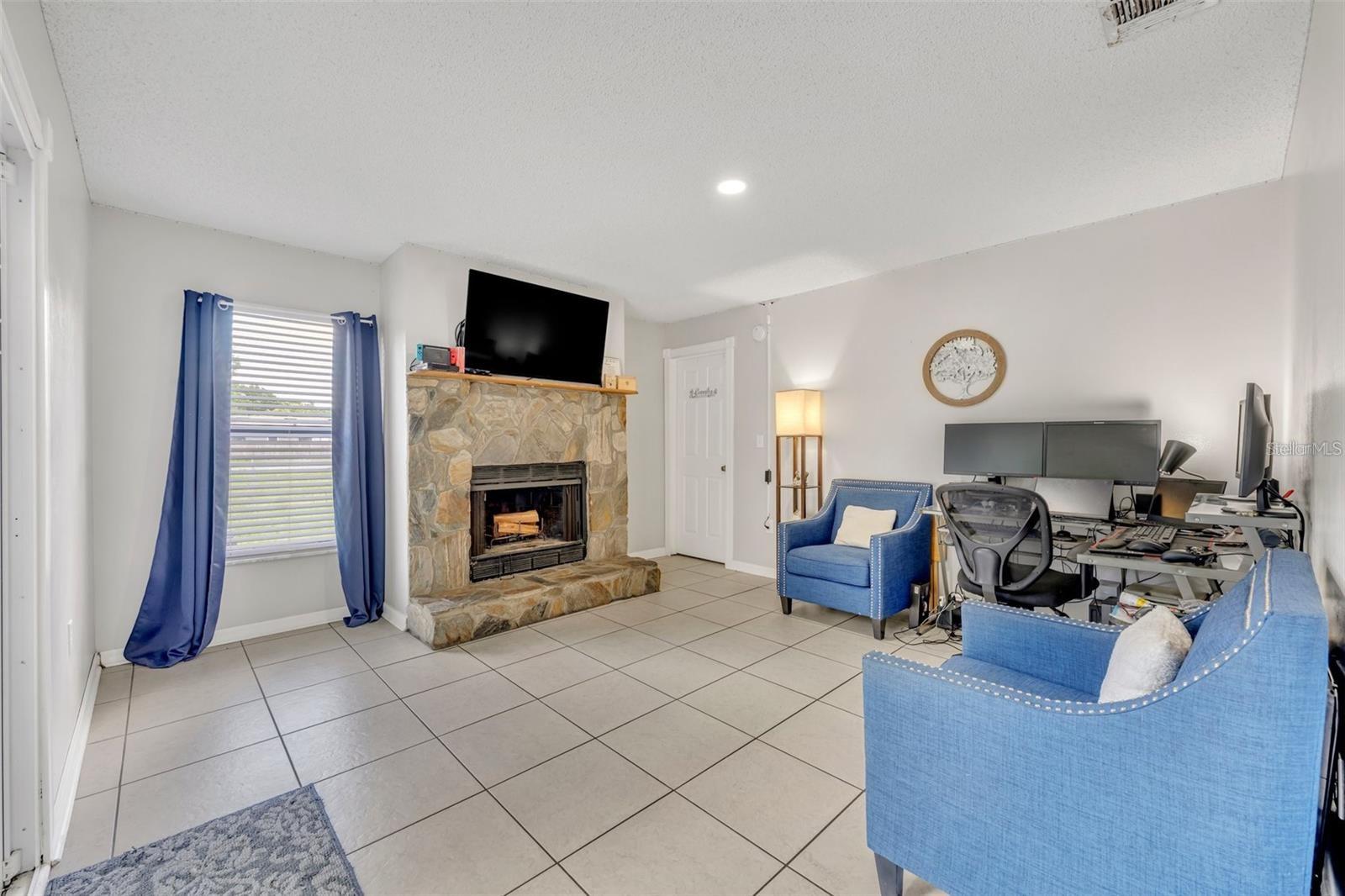 832 VALNERA CT, KISSIMMEE, FL, 34758
