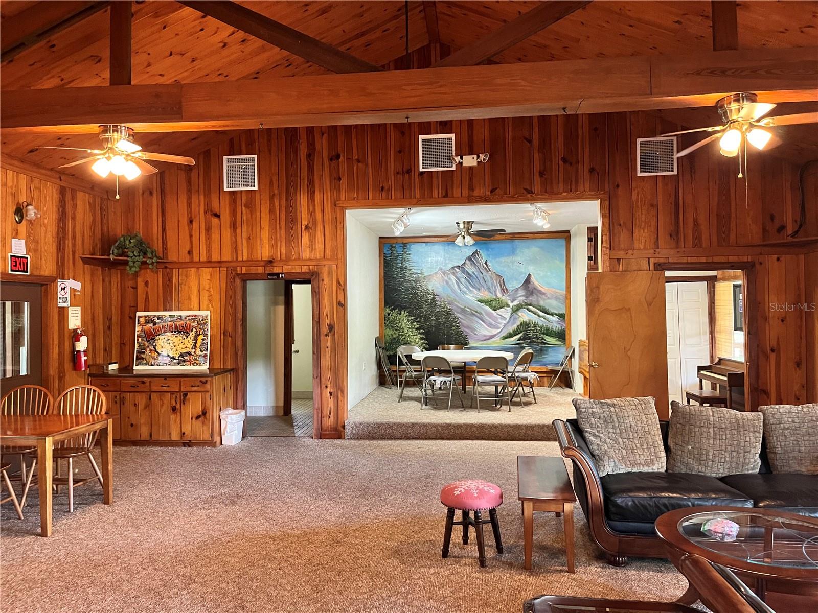 2853 NE 104TH TER, SILVER SPRINGS, FL, 34488