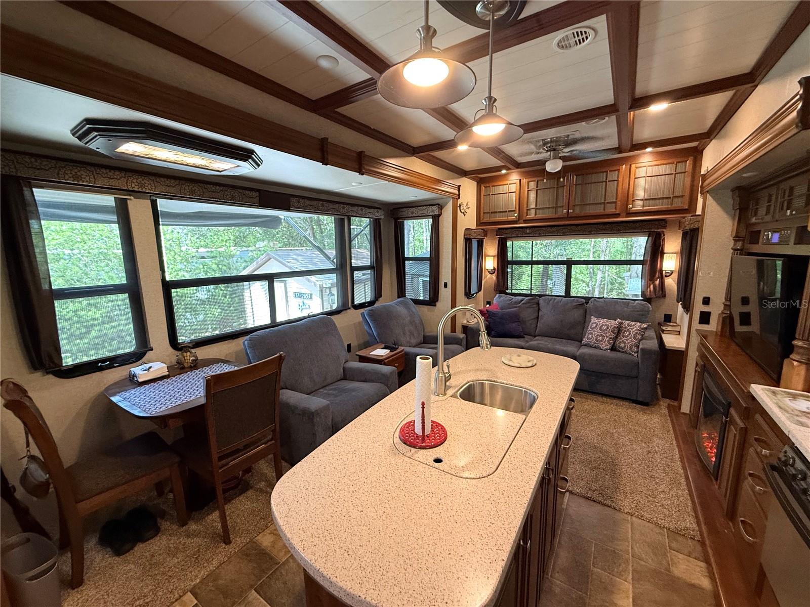 2853 NE 104TH TER, SILVER SPRINGS, FL, 34488