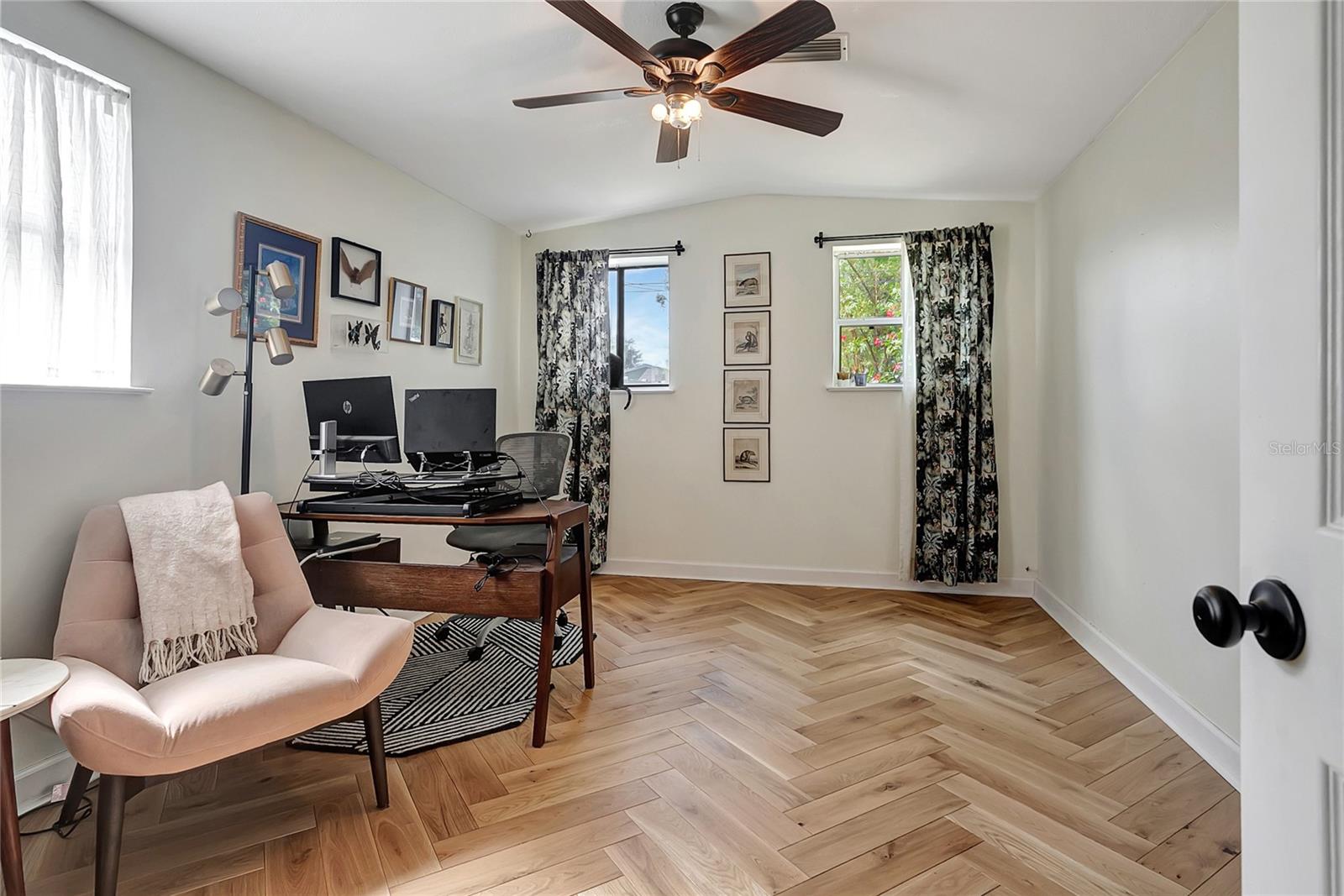 4012 12TH AVE N, ST PETERSBURG, FL, 33713