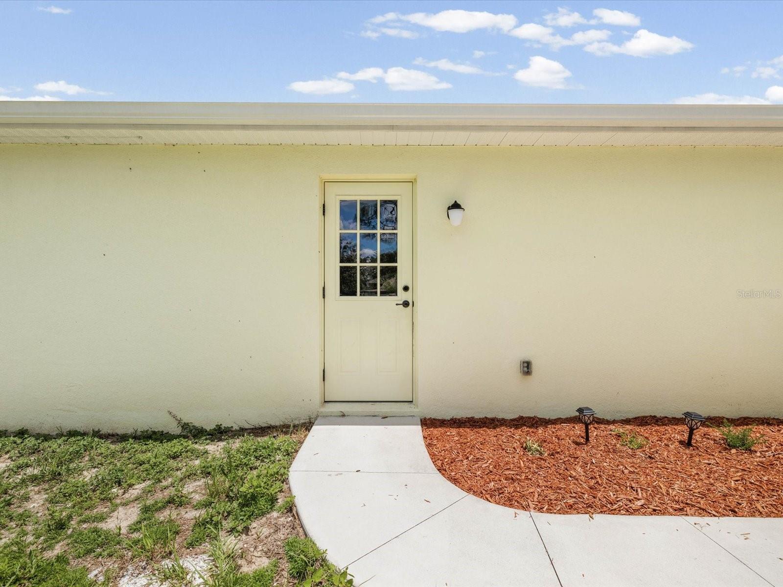 11051 MIRAGE AVE, WEEKI WACHEE, FL, 34614