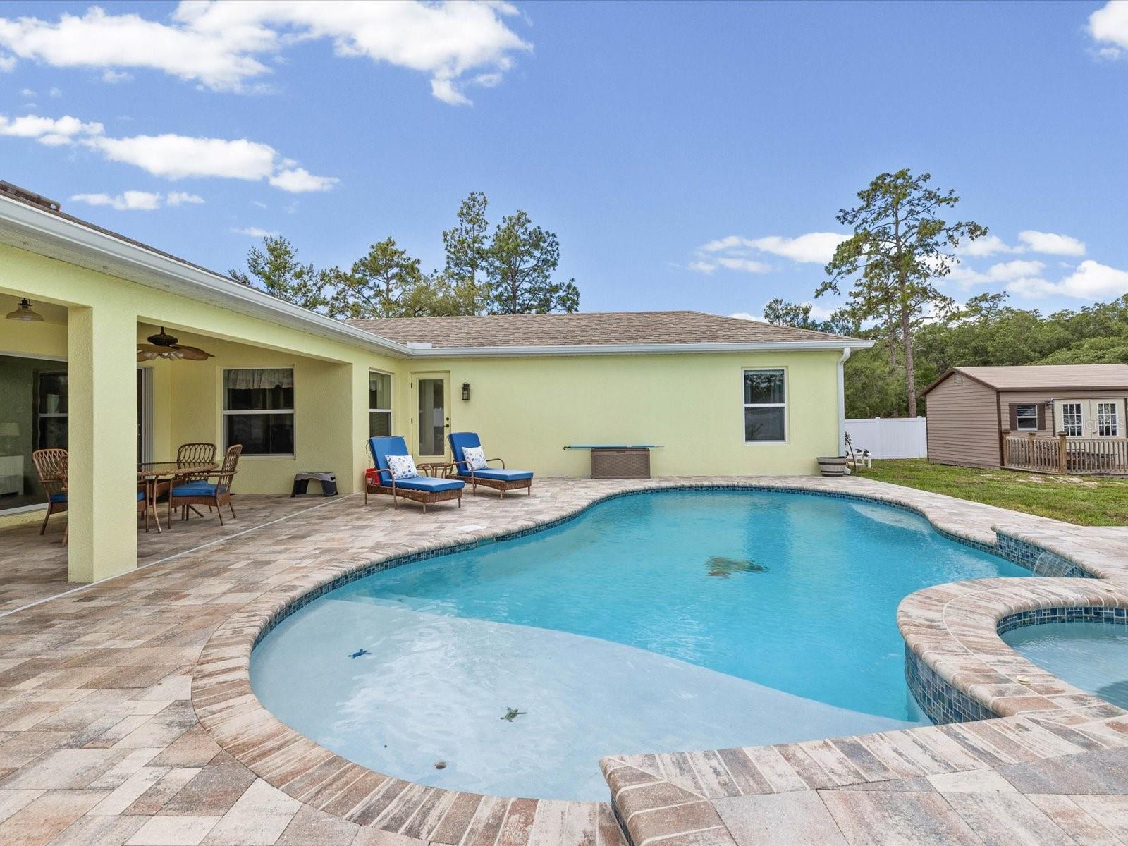 11051 MIRAGE AVE, WEEKI WACHEE, FL, 34614
