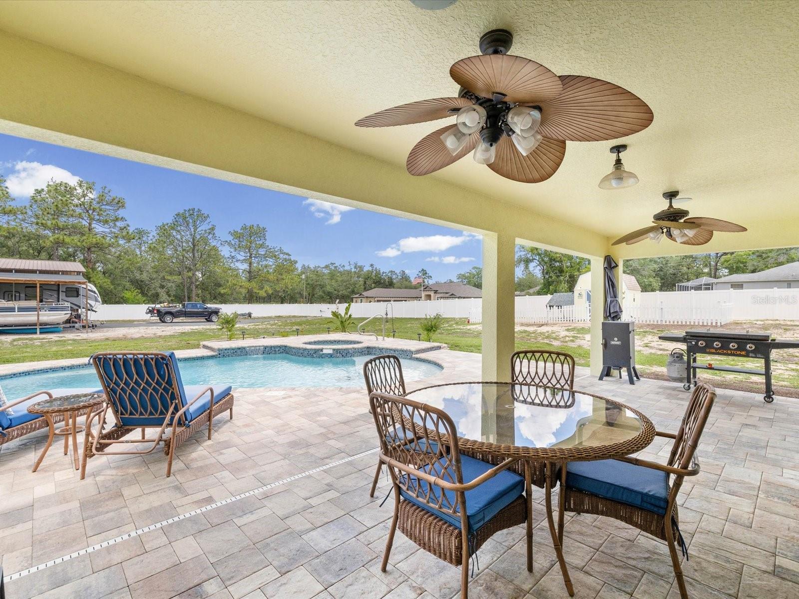 11051 MIRAGE AVE, WEEKI WACHEE, FL, 34614
