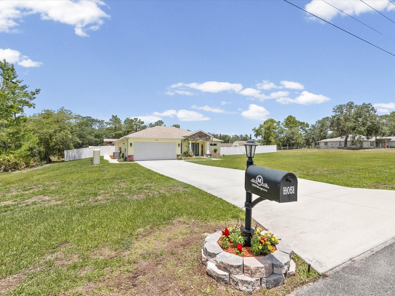11051 MIRAGE AVE, WEEKI WACHEE, FL, 34614