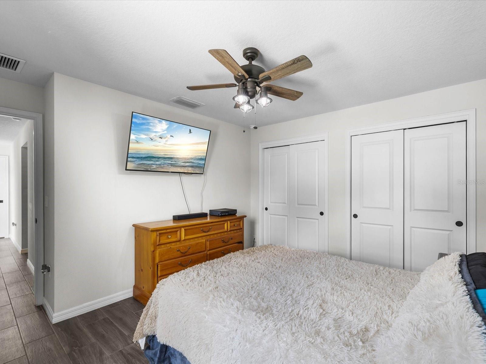 11051 MIRAGE AVE, WEEKI WACHEE, FL, 34614