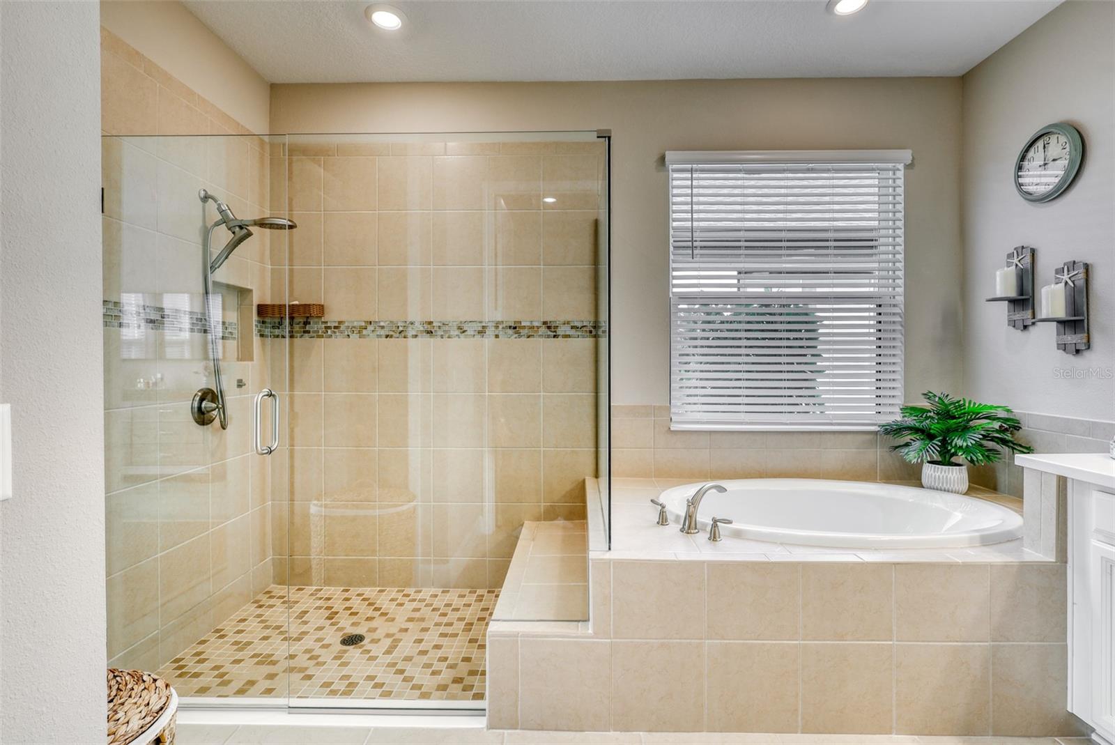 6374 GRANDVIEW HILL CT, BRADENTON, FL, 34203