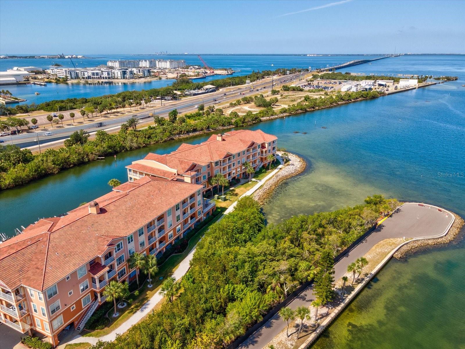 5000 CULBREATH KEY WAY #9-215, TAMPA, FL, 33611
