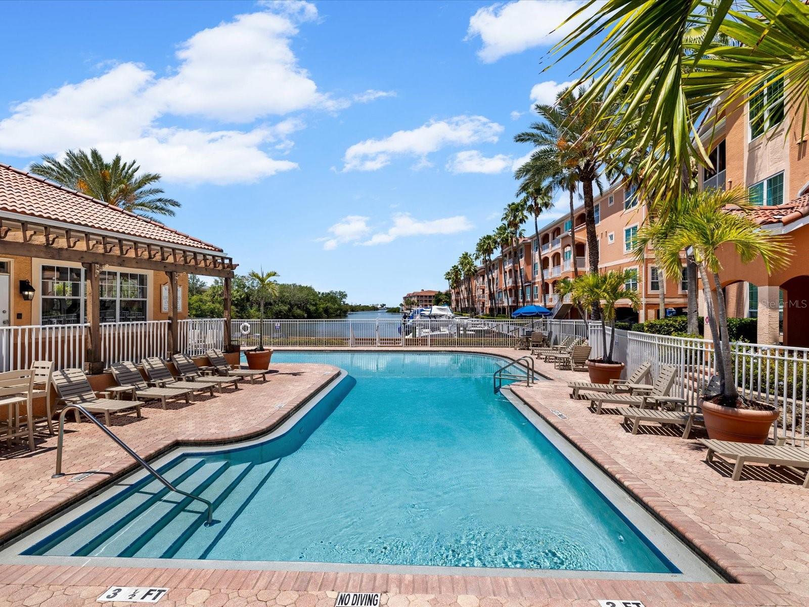 5000 CULBREATH KEY WAY #9-215, TAMPA, FL, 33611