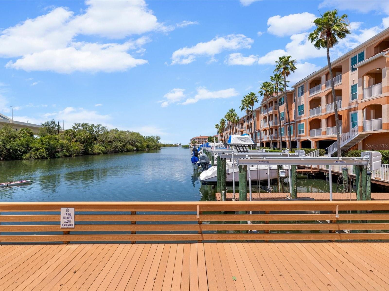 5000 CULBREATH KEY WAY #9-215, TAMPA, FL, 33611