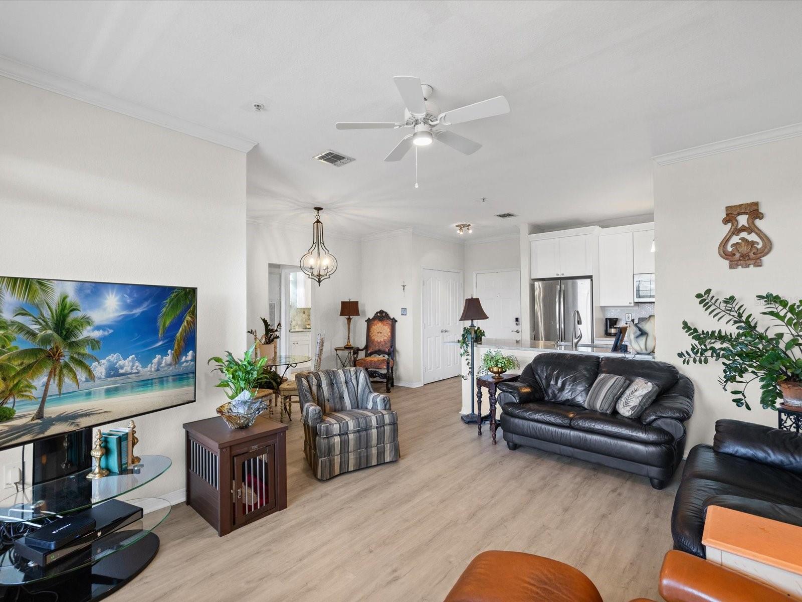 5000 CULBREATH KEY WAY #9-215, TAMPA, FL, 33611