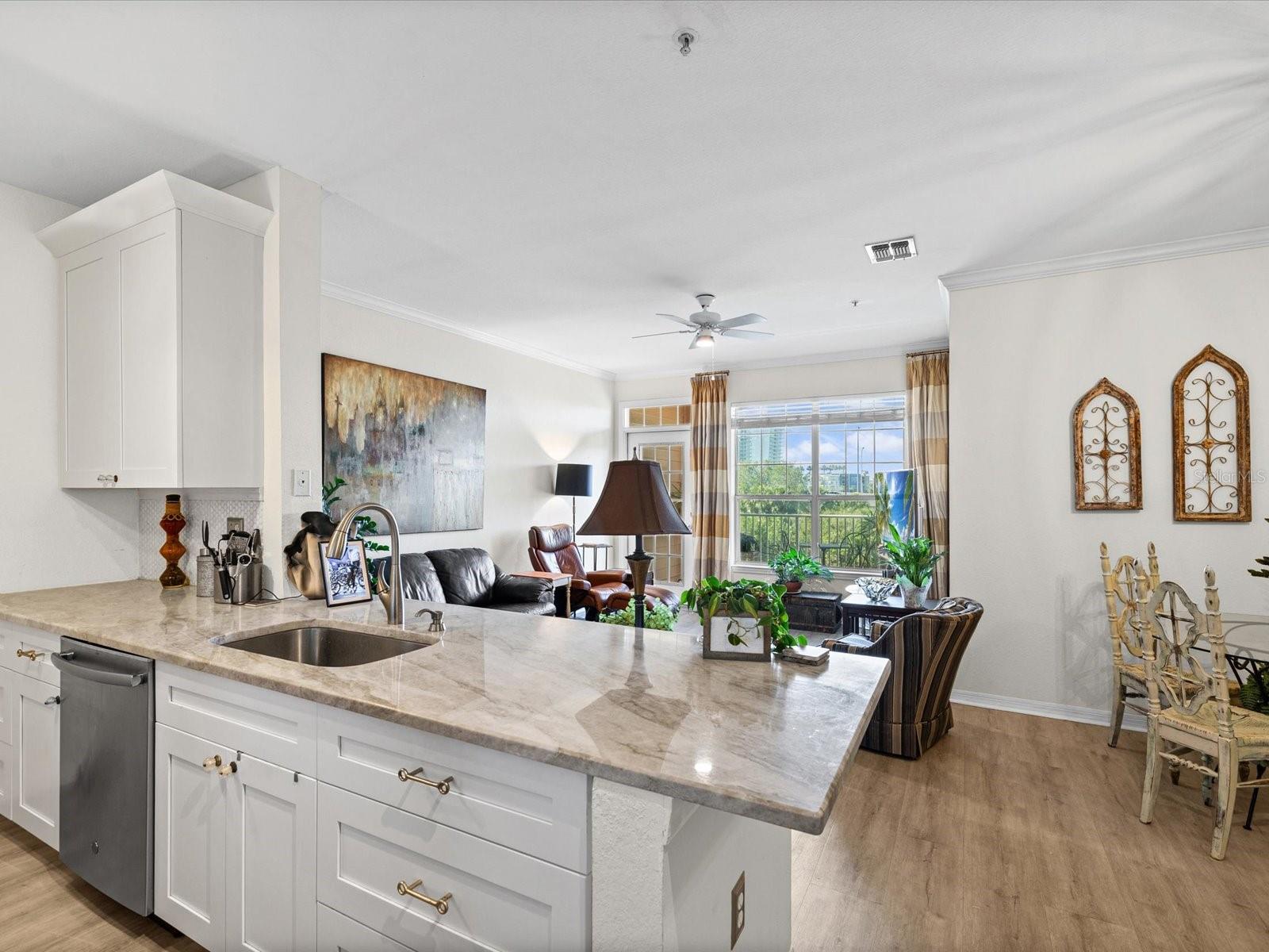 5000 CULBREATH KEY WAY #9-215, TAMPA, FL, 33611