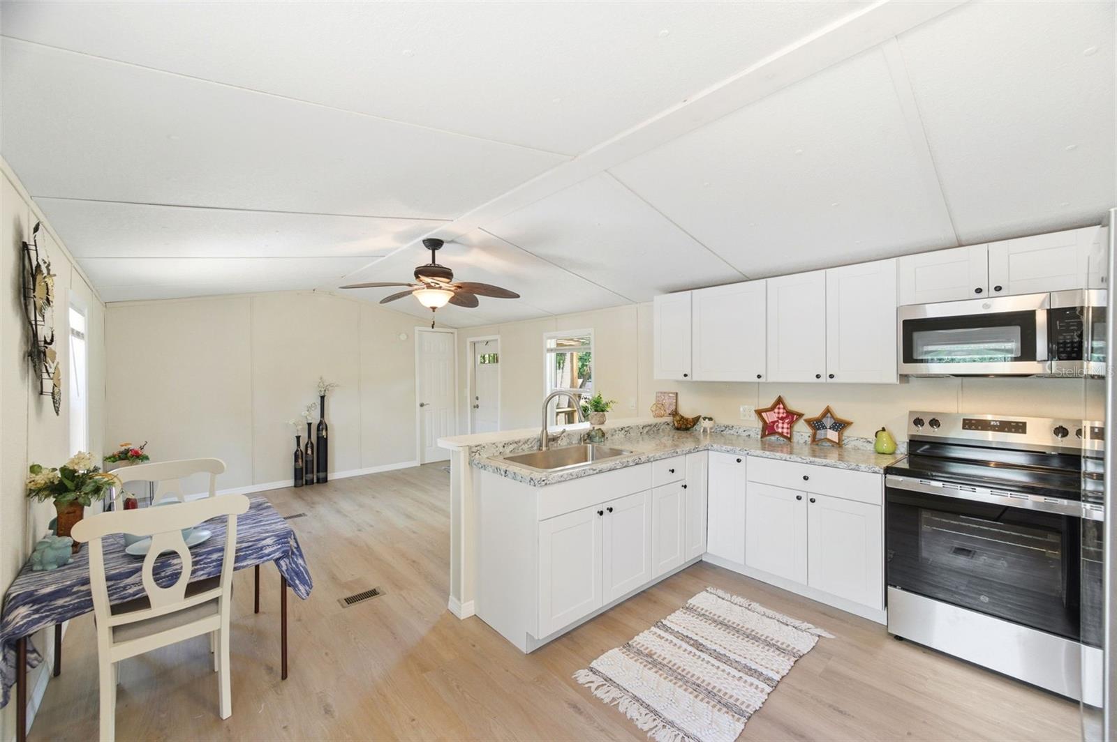 12449 EAGLE LAKE AVE, NEW PORT RICHEY, FL, 34654