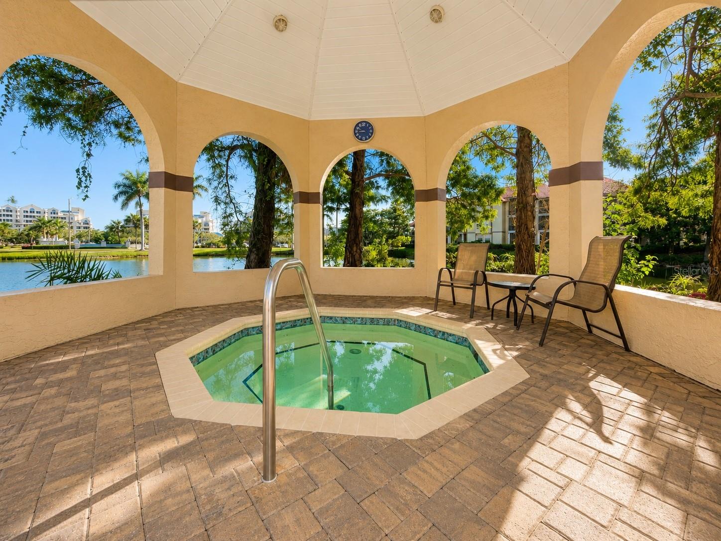 2400 FEATHER SOUND DR #223, CLEARWATER, FL, 33762