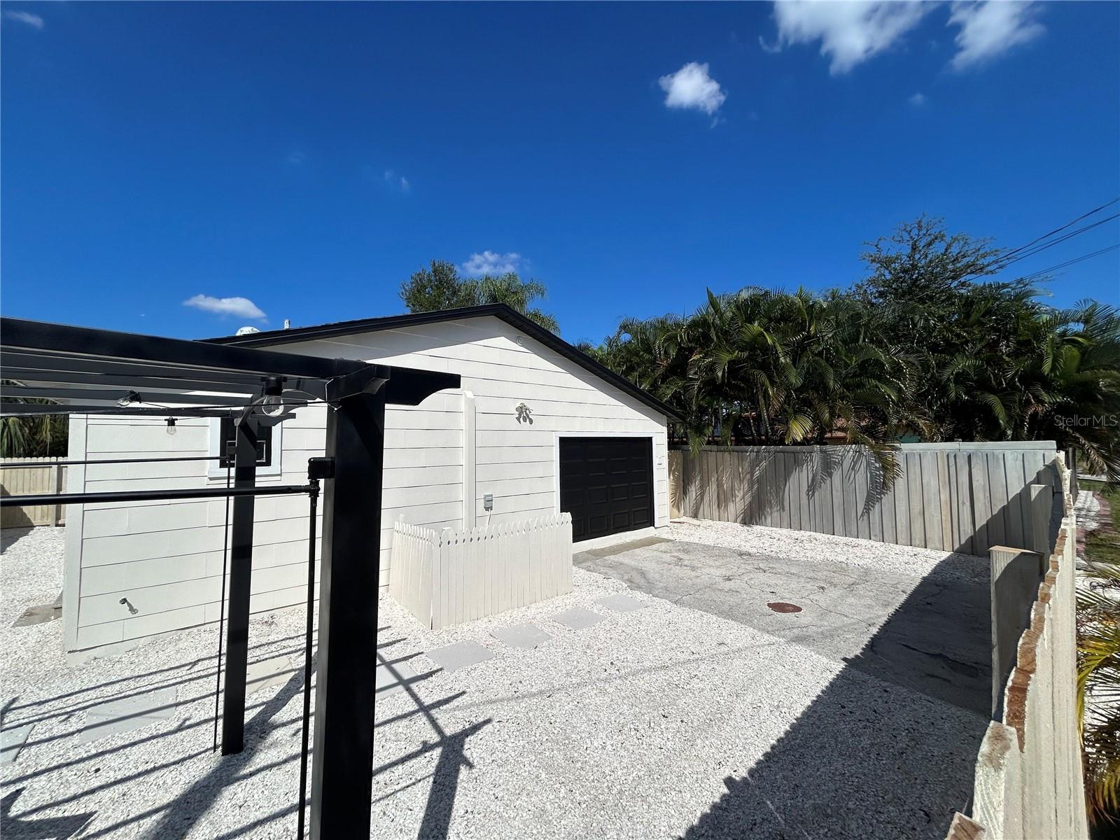 4720 7TH AVE N #B, ST PETERSBURG, FL, 33713