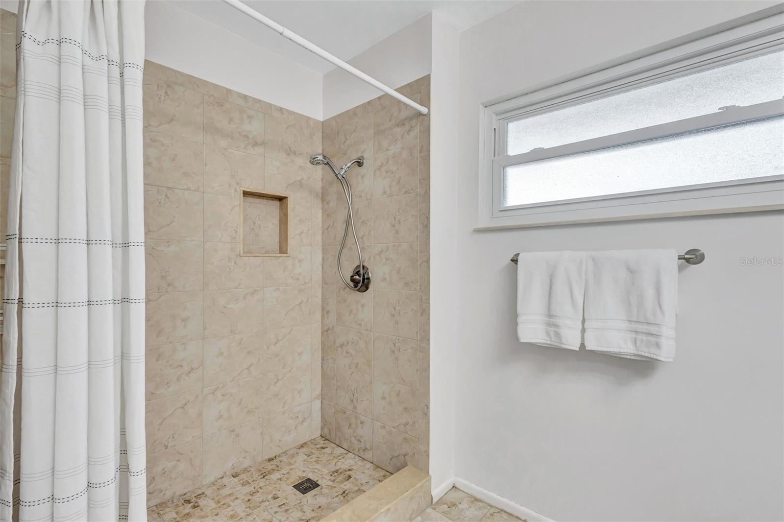 904 LA JOLLA AVE, SUN CITY CENTER, FL, 33573