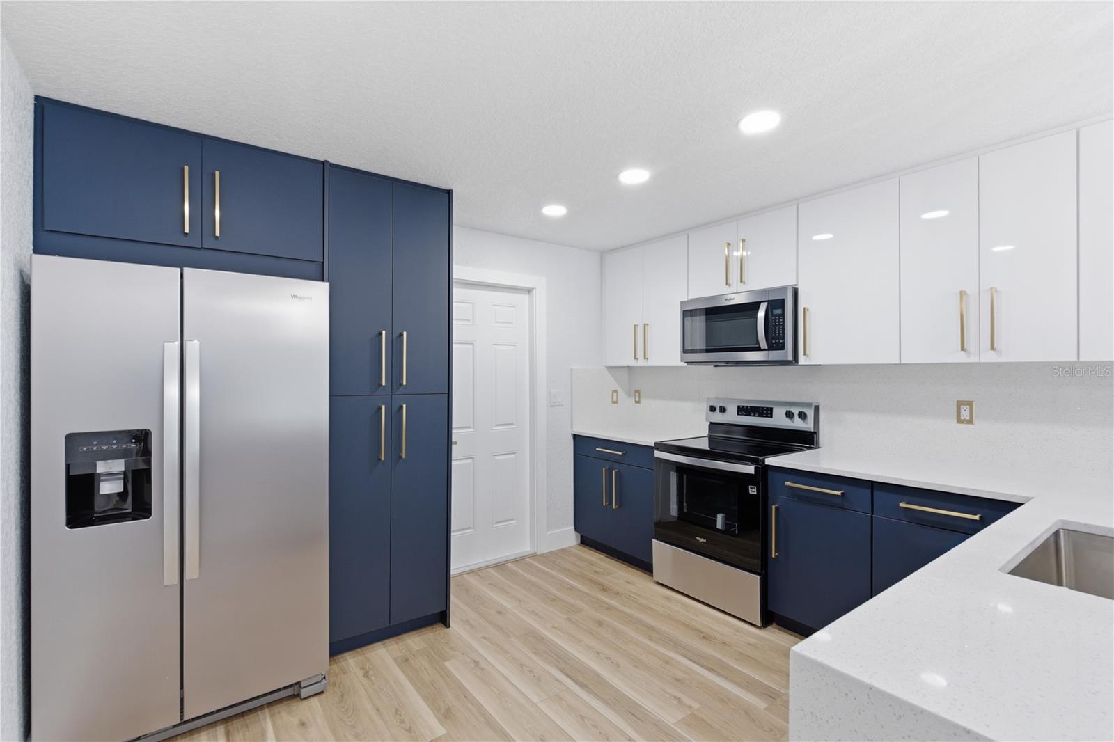 10003 N 24TH ST, TAMPA, FL, 33612