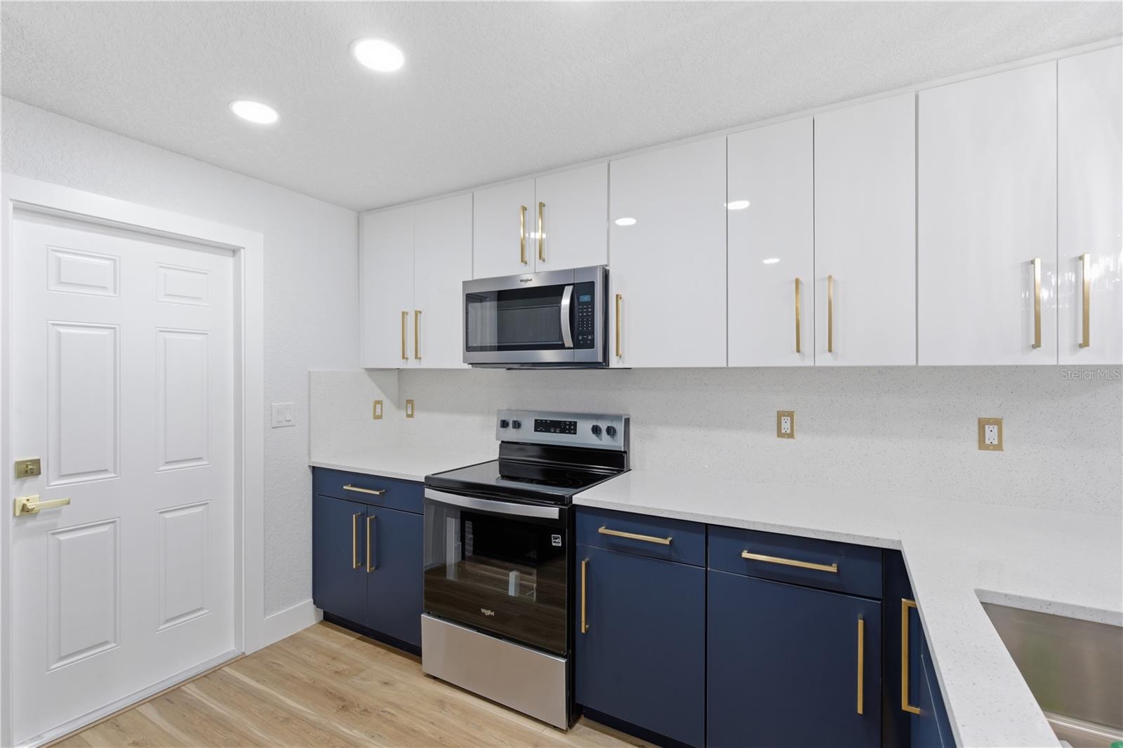 10003 N 24TH ST, TAMPA, FL, 33612