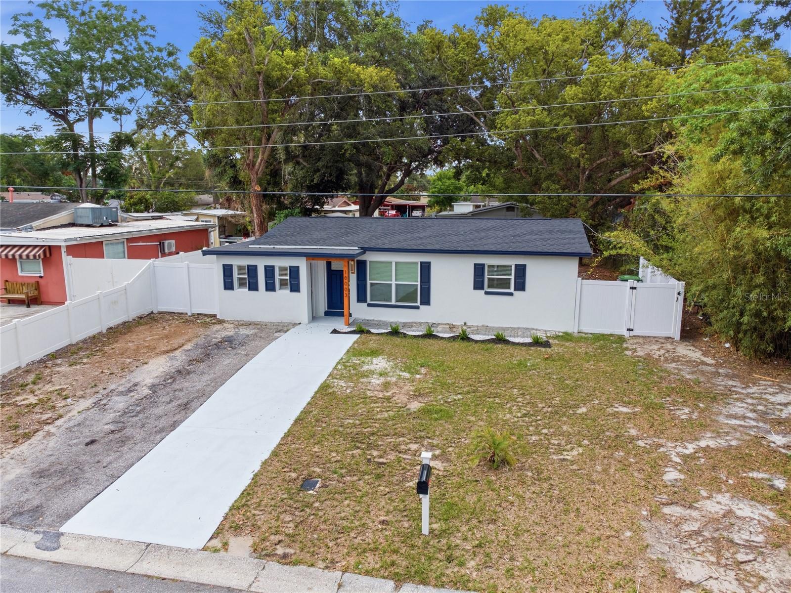 10003 N 24TH ST, TAMPA, FL, 33612