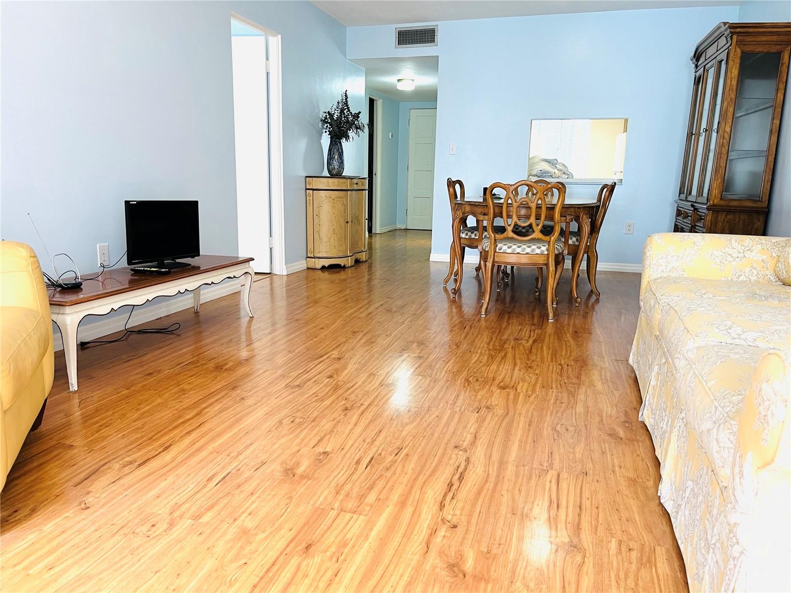 8651 10TH ST N #210, ST PETERSBURG, FL, 33702