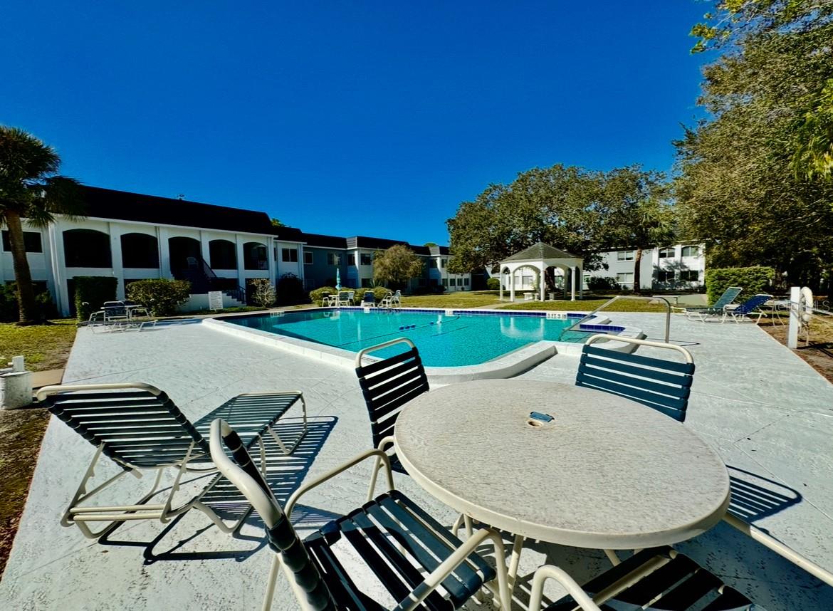 8651 10TH ST N #210, ST PETERSBURG, FL, 33702