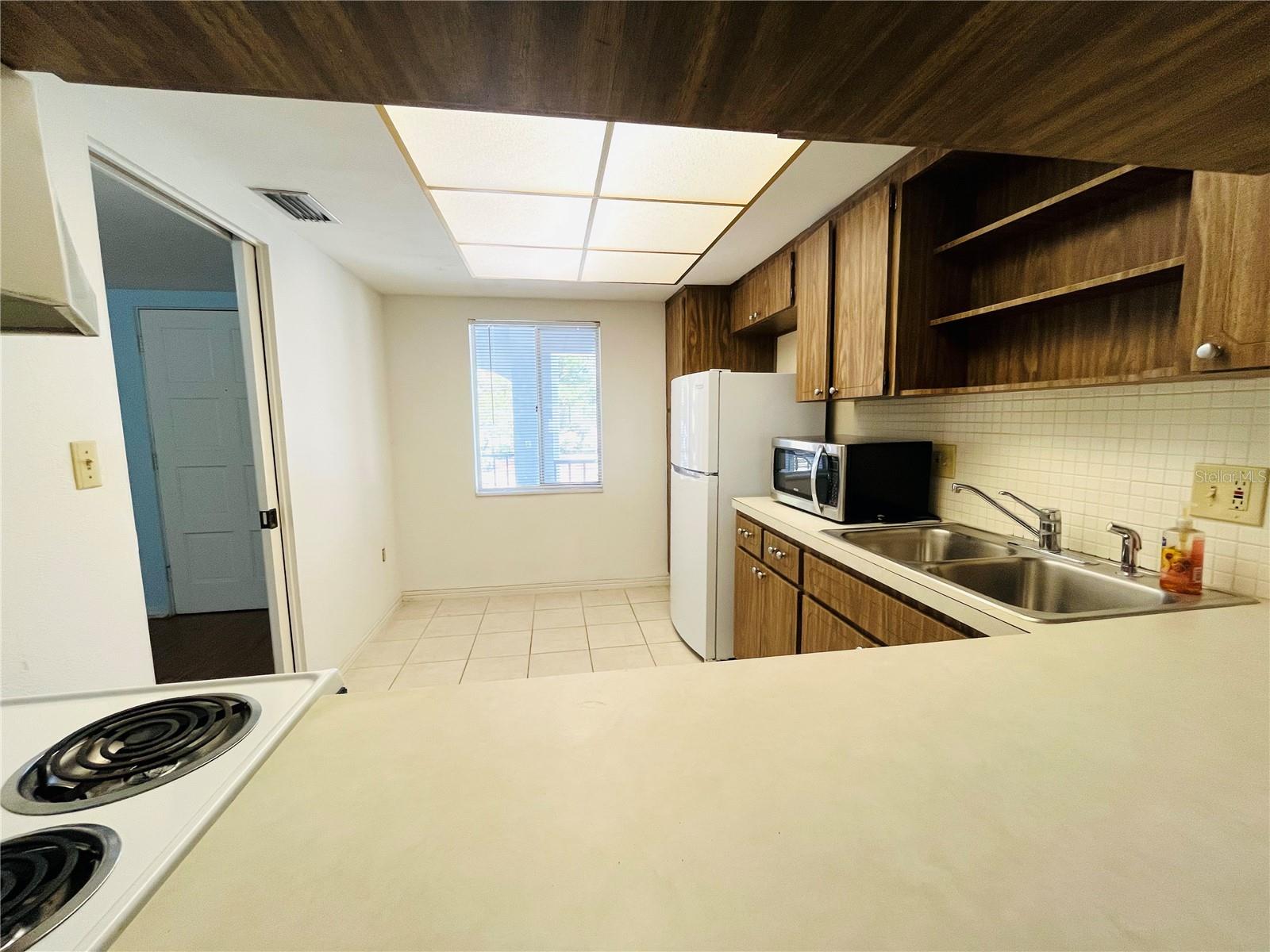8651 10TH ST N #210, ST PETERSBURG, FL, 33702