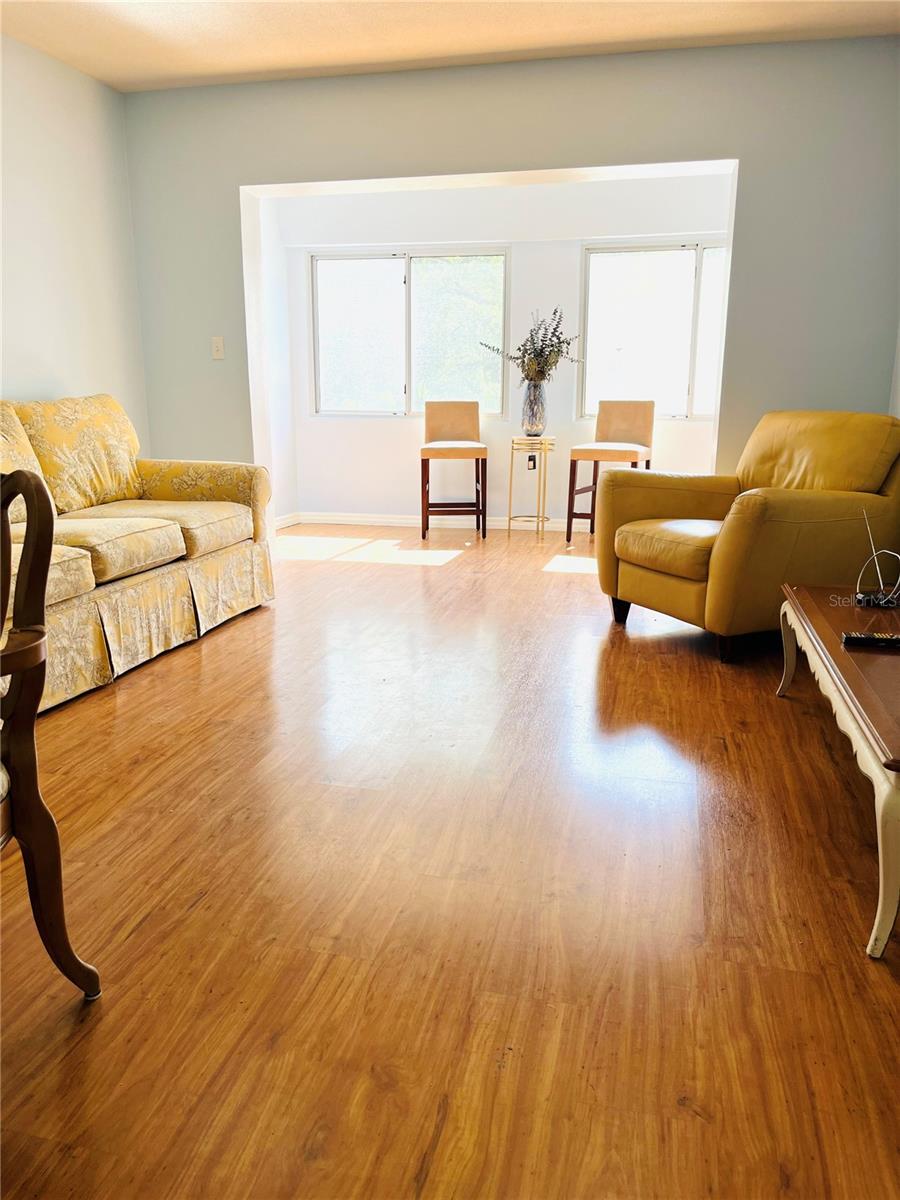 8651 10TH ST N #210, ST PETERSBURG, FL, 33702