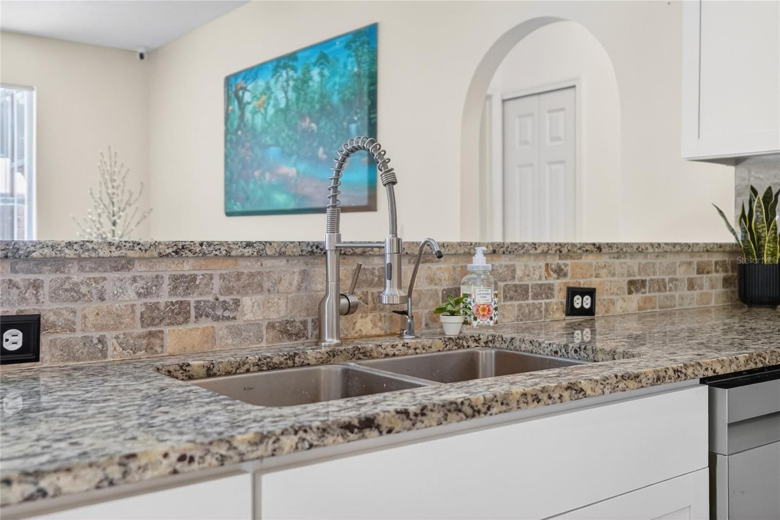 2020 THISBE AVE SE, PALM BAY, FL, 32909