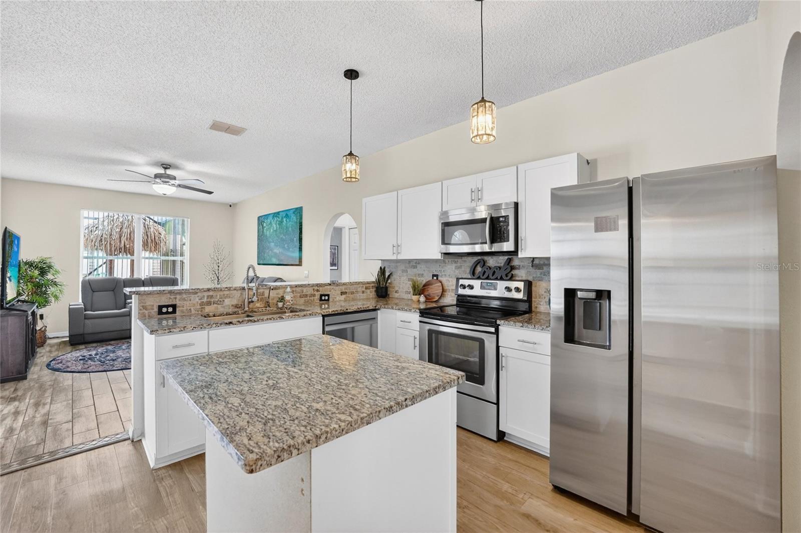 2020 THISBE AVE SE, PALM BAY, FL, 32909