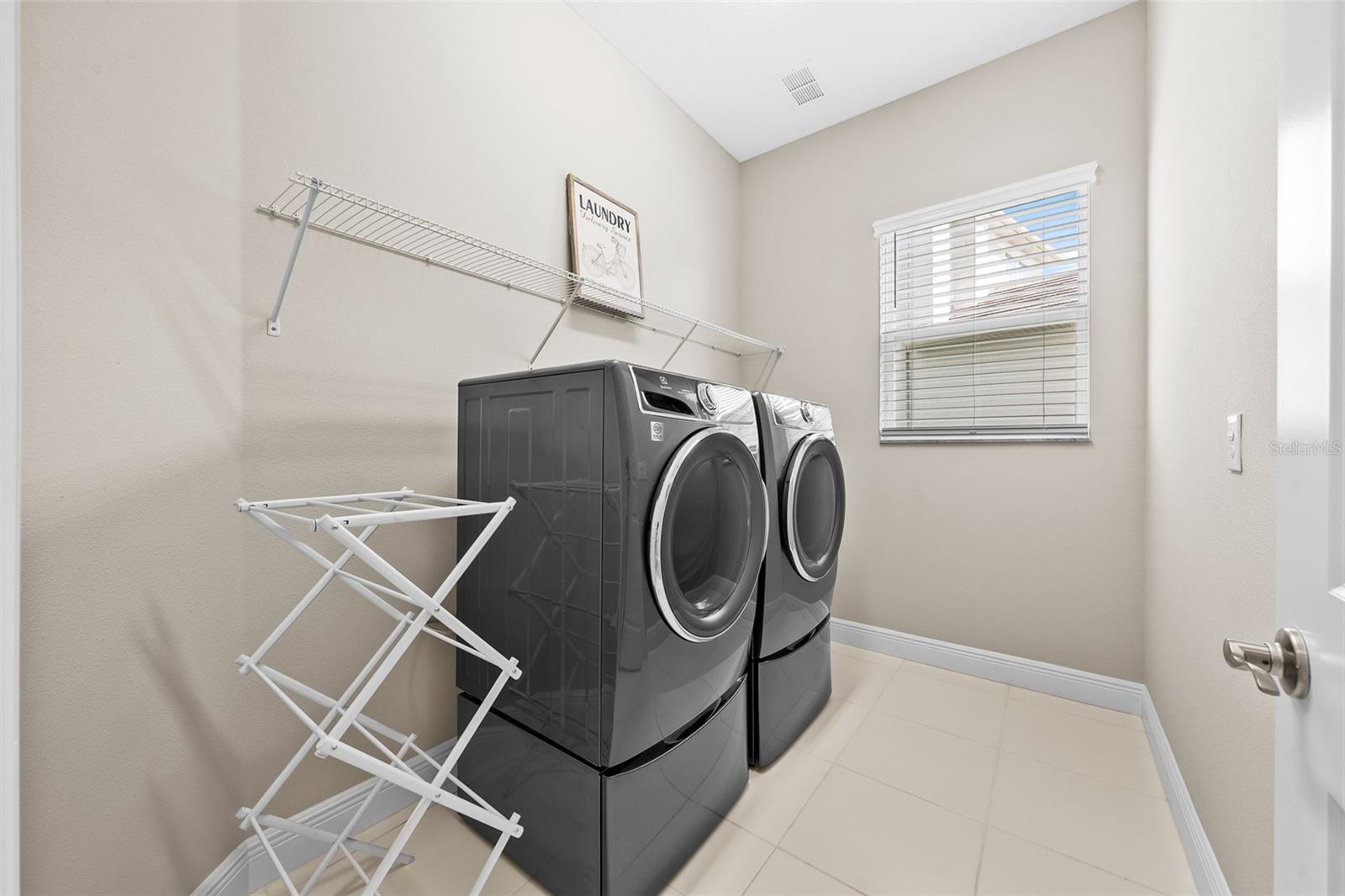 31321 CHESAPEAKE BAY DR, WESLEY CHAPEL, FL, 33543