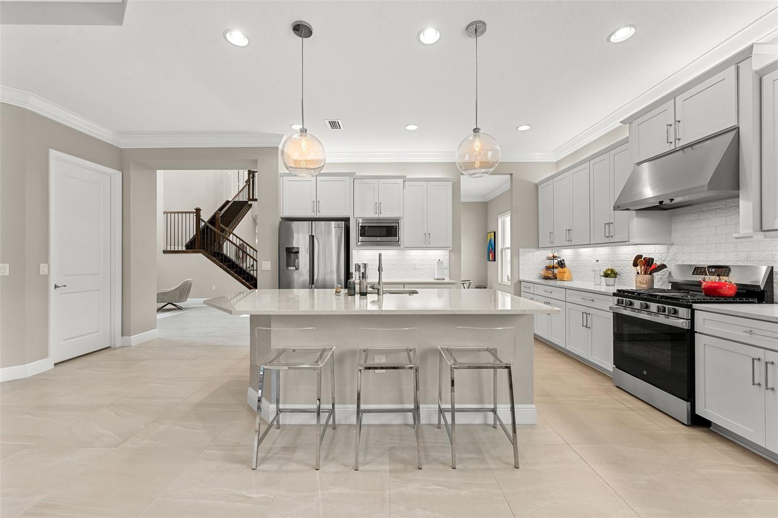 31321 CHESAPEAKE BAY DR, WESLEY CHAPEL, FL, 33543