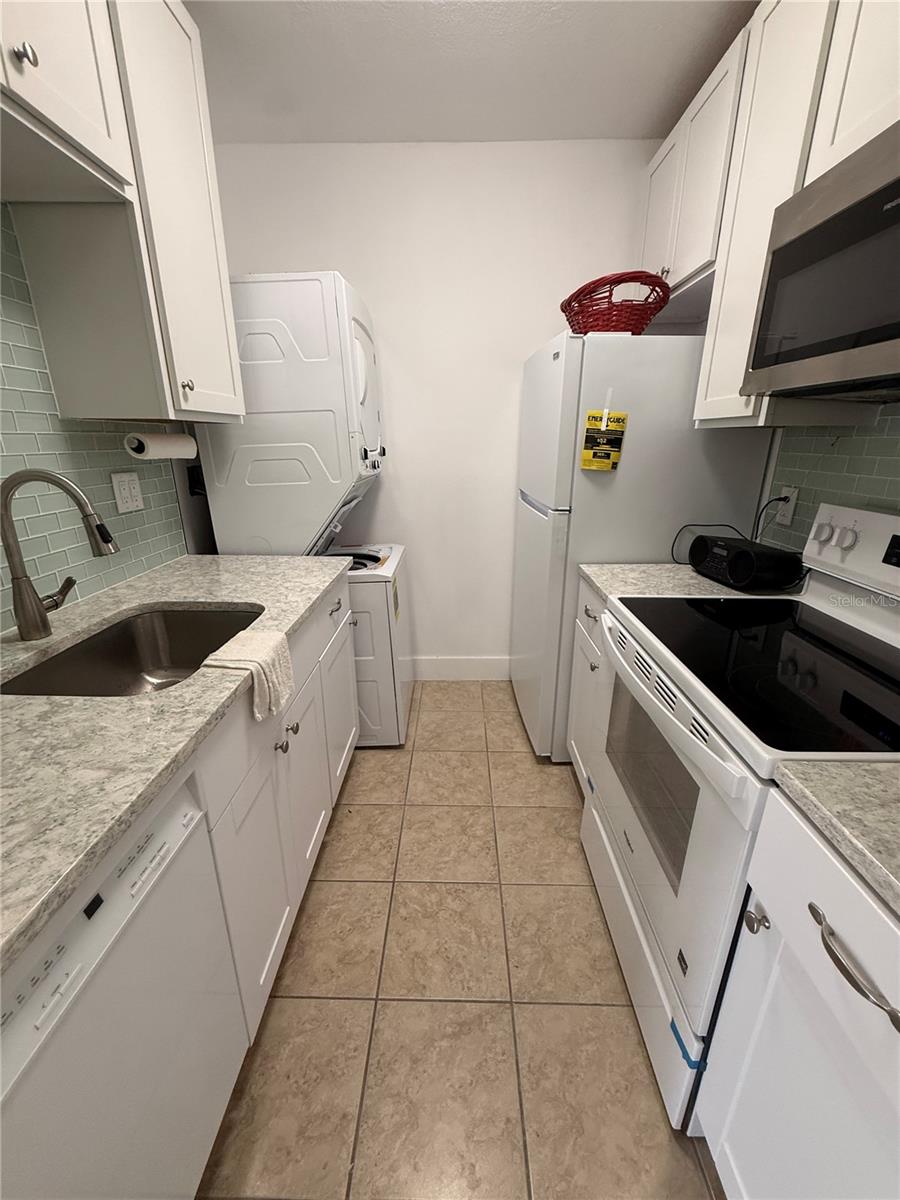 159 MEDALLION BLVD #A, MADEIRA BEACH, FL, 33708
