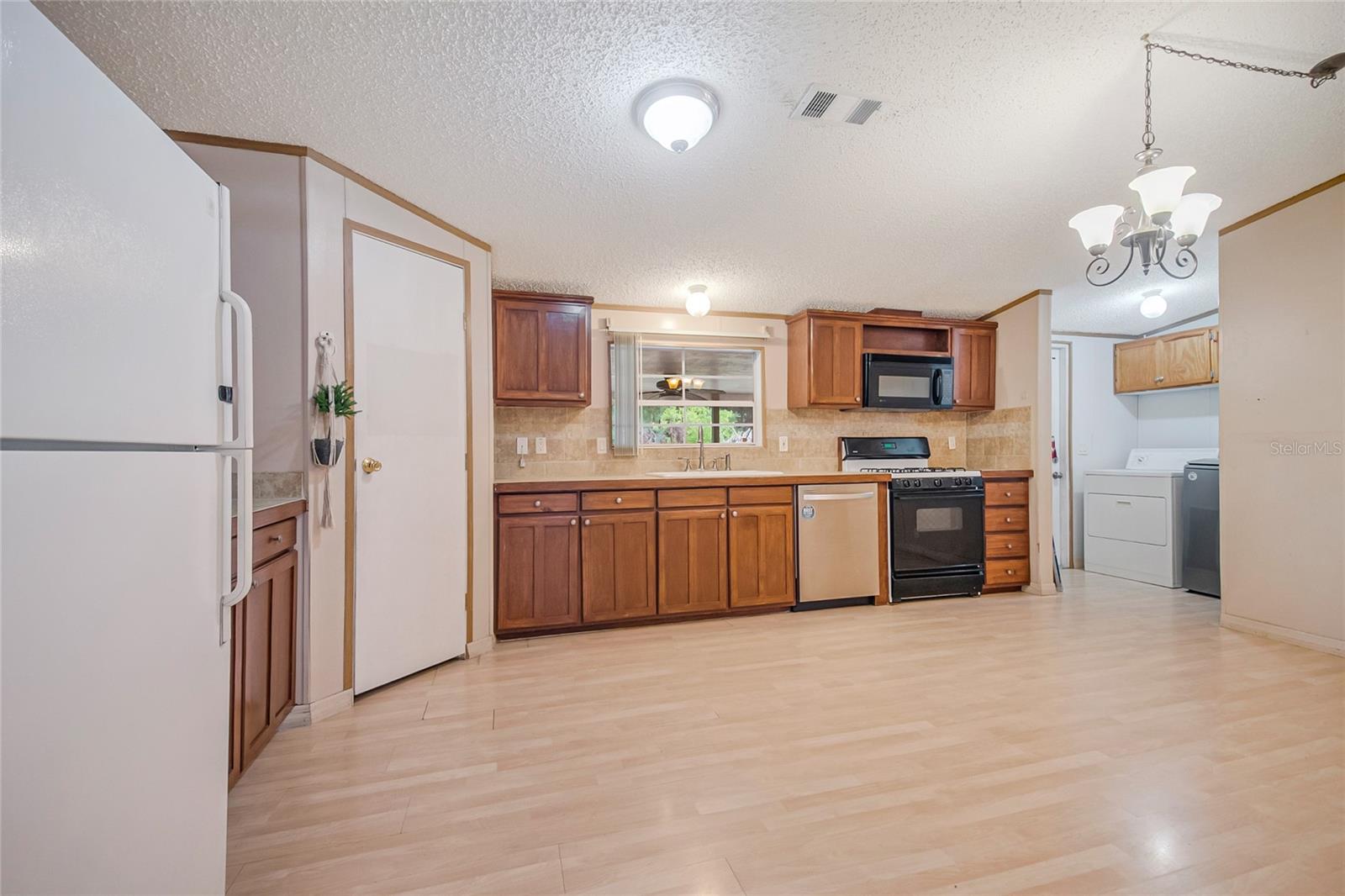 18240 LYNBROOK RD, ORLANDO, FL, 32820